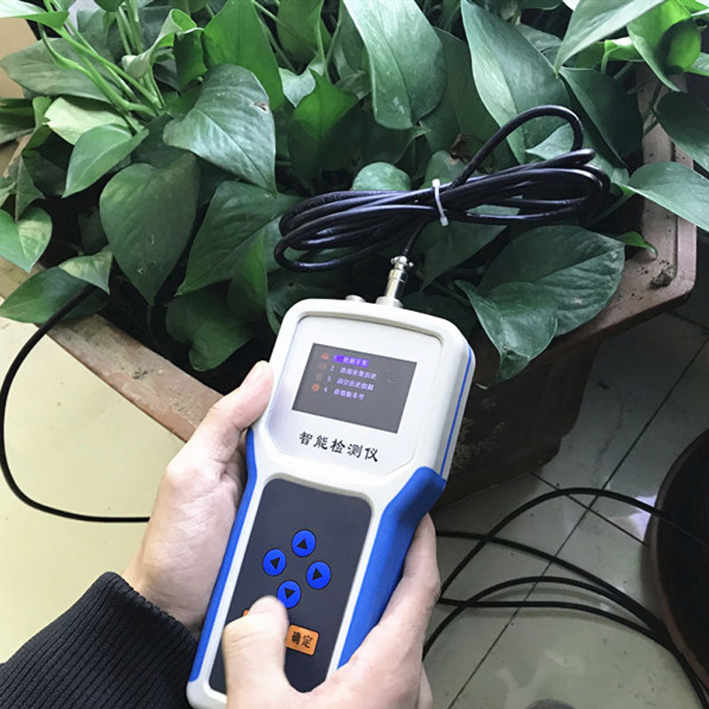 土壤含水率測定儀為種植提供準(zhǔn)確的水分數(shù)據(jù)